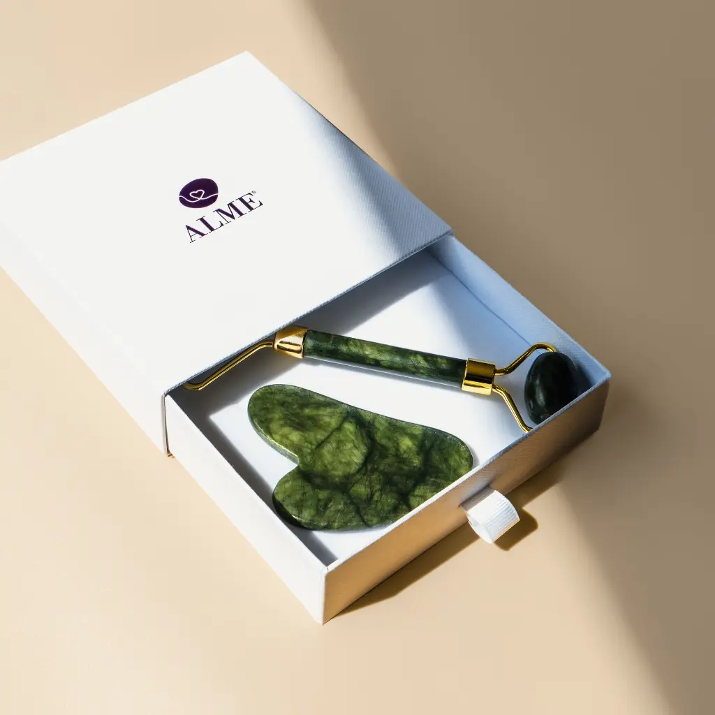 Massajador facial em jade.webp