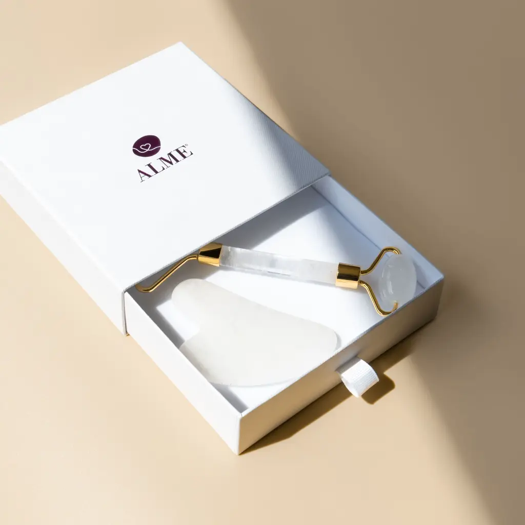 Massajador facial em quartzo.webp